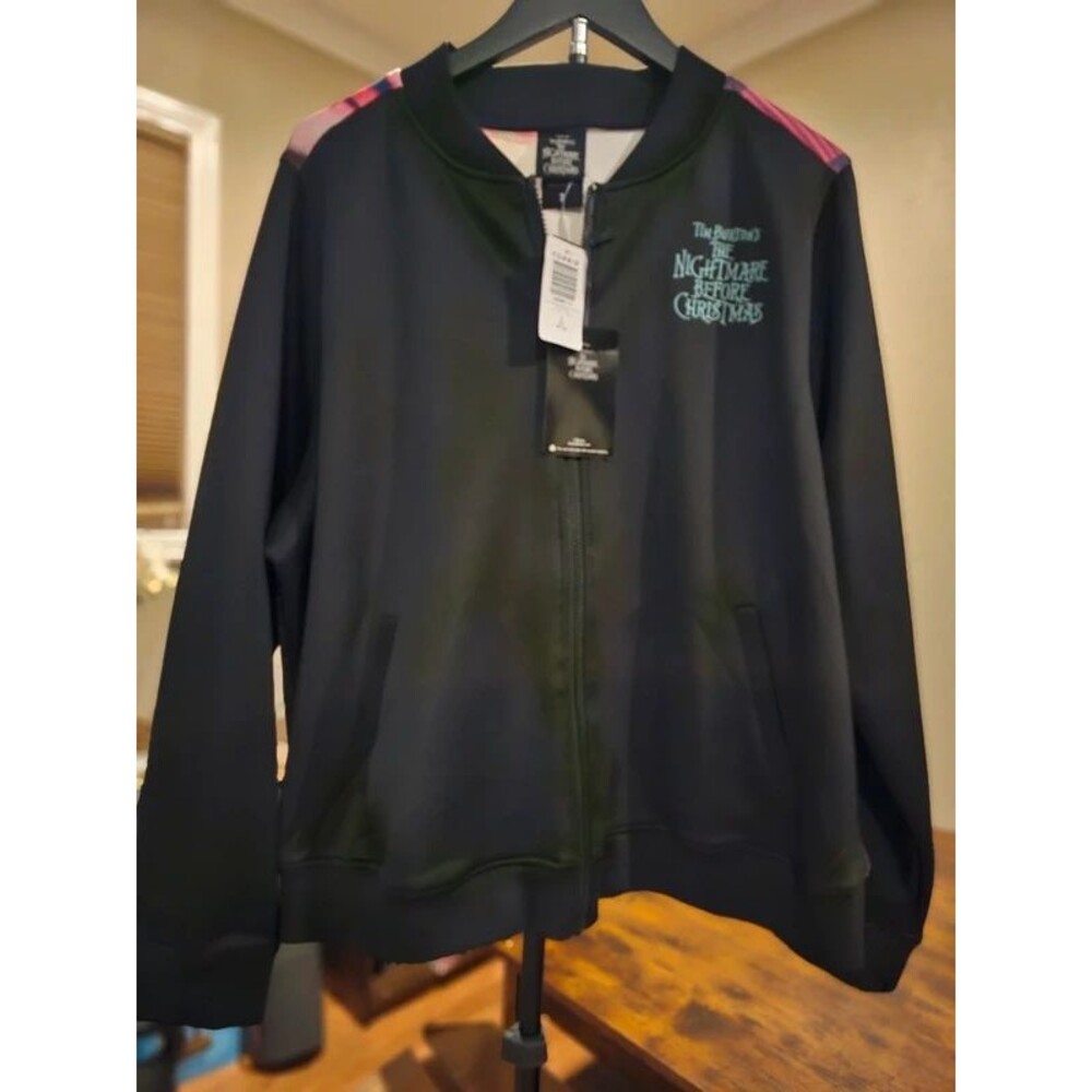 NWT The Nightmare Before Christmas Women's Black Zip-Up Jacket